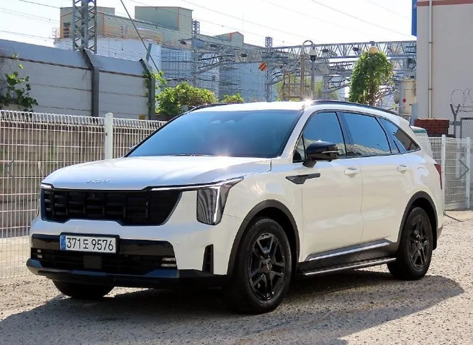 Kia Sorento — фото 1