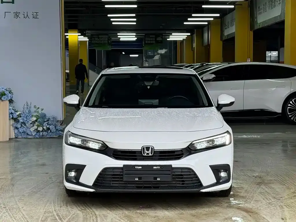 Honda Civic — фото 8