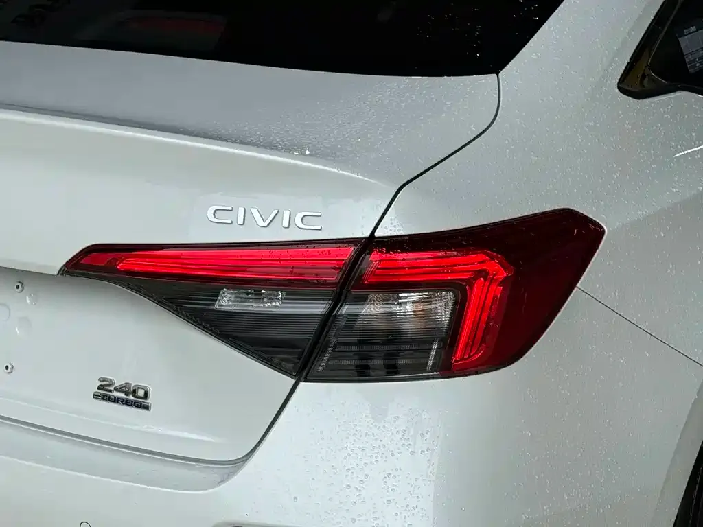 Honda Civic — фото 9