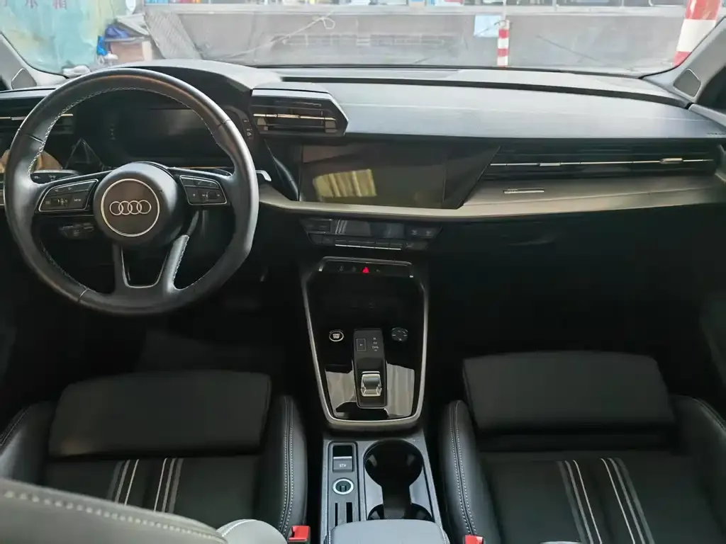Audi A3 — фото 2