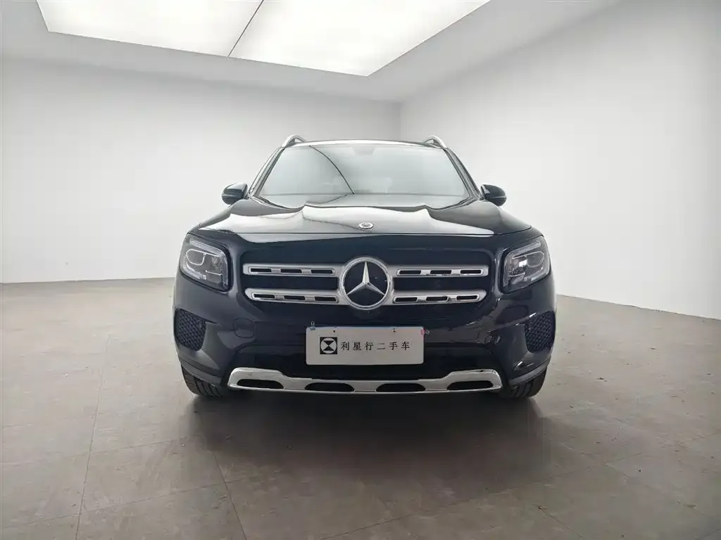 Mercedes-Benz GLB — фото 2