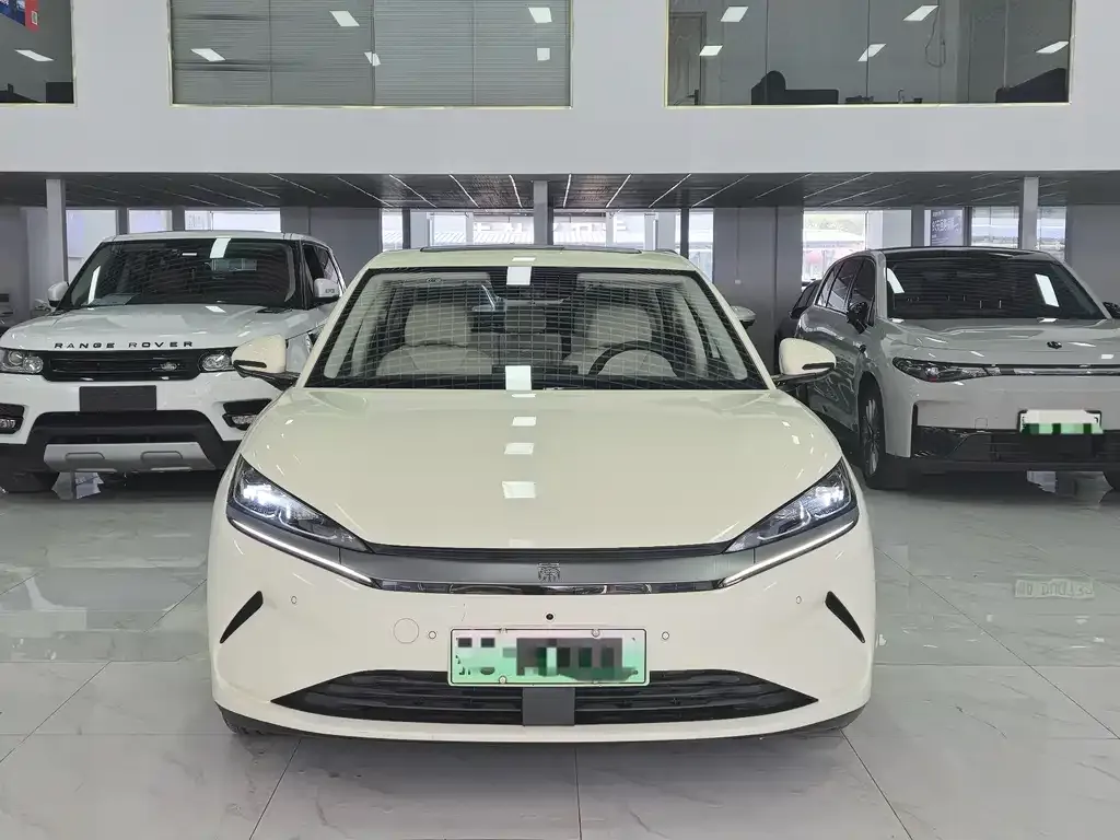 BYD Qin L — фото 6