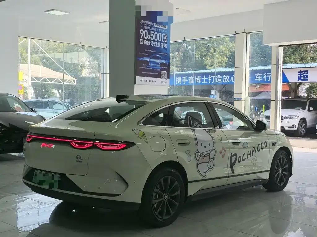 BYD Qin L — фото 10