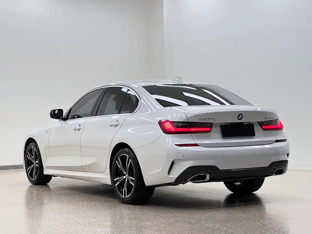 BMW 3 Series — фото 5