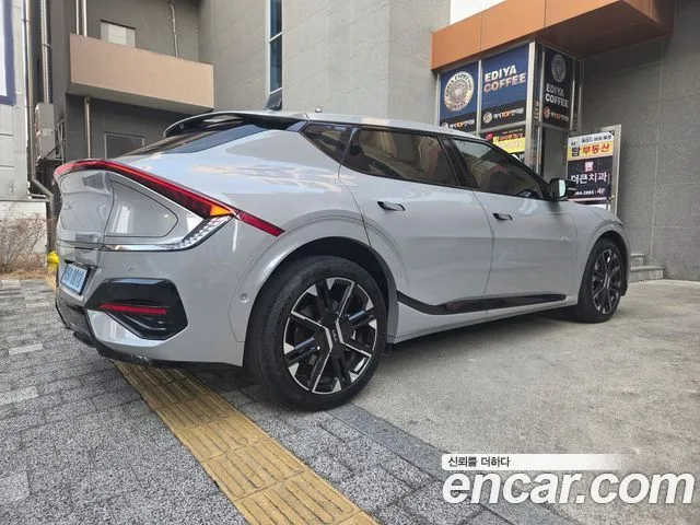 Kia EV6 — фото 3