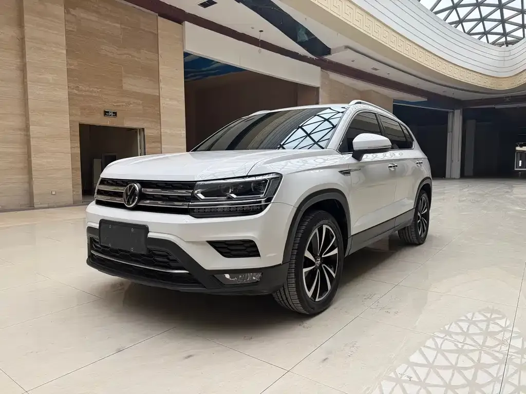 Volkswagen Tharu — фото 1