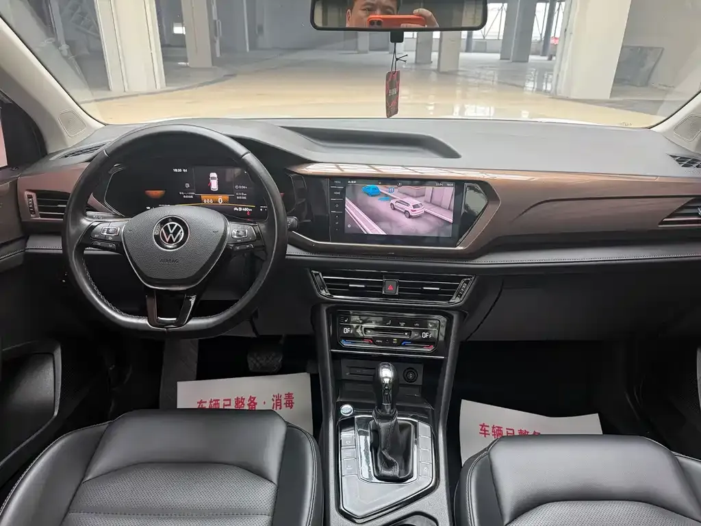 Volkswagen Tharu — фото 8