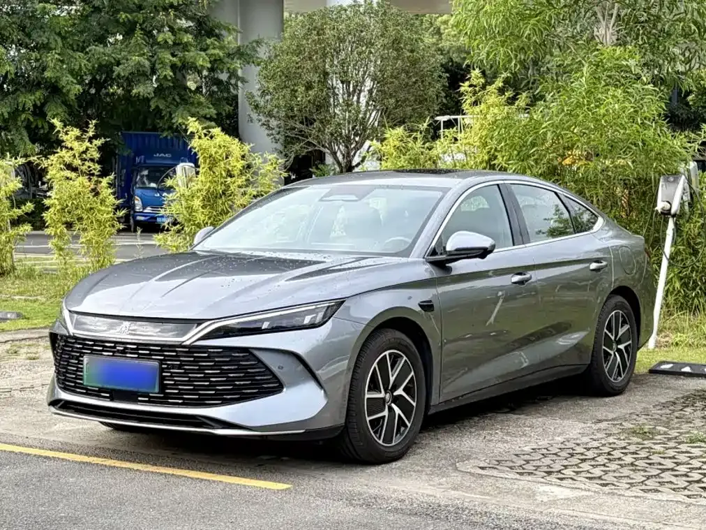 BYD Qin L — фото 1