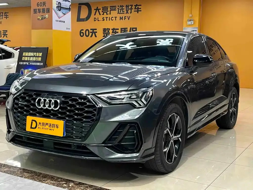 Audi Q3 Sportback — фото 1