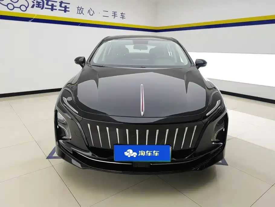 Hongqi E-QM5 — фото 6