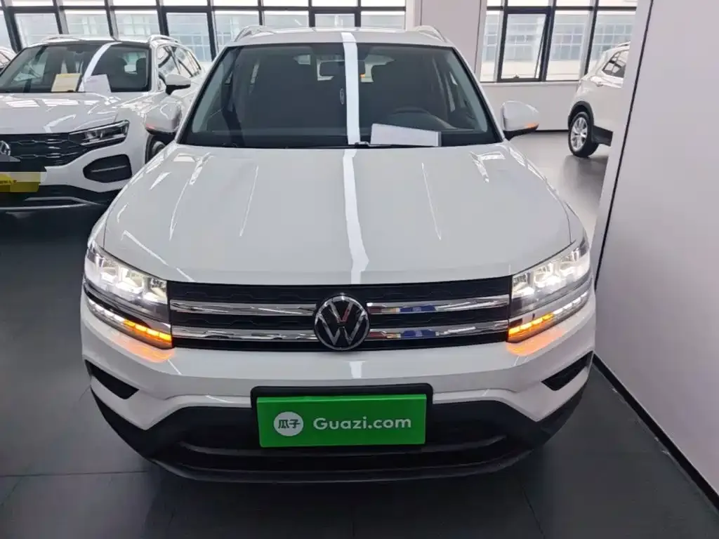 Volkswagen Tharu — фото 8
