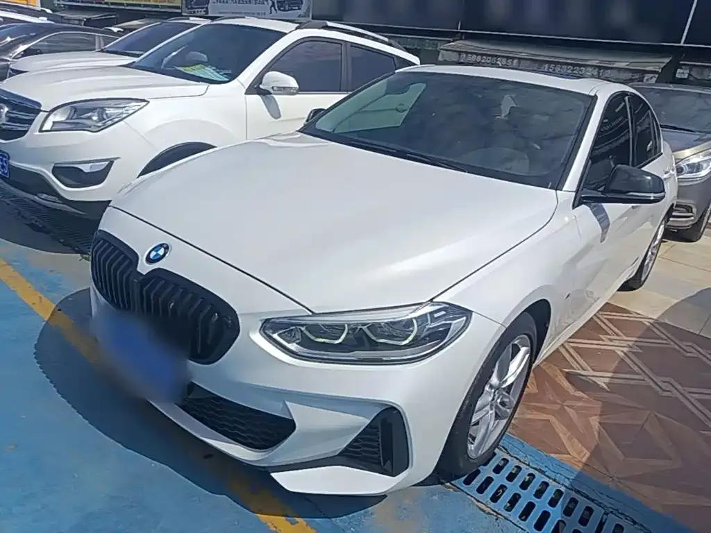 BMW 1 Series — фото 1