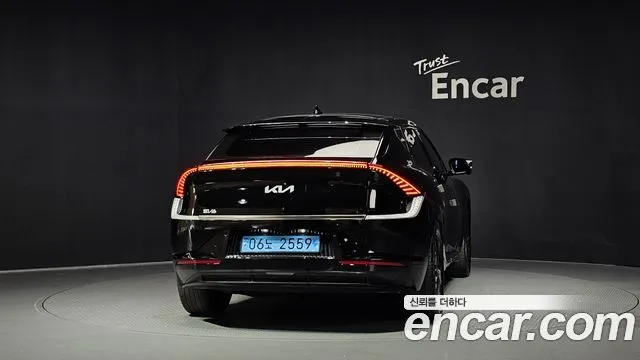 Kia EV6 — фото 3