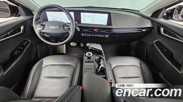 Kia EV6 — фото 10