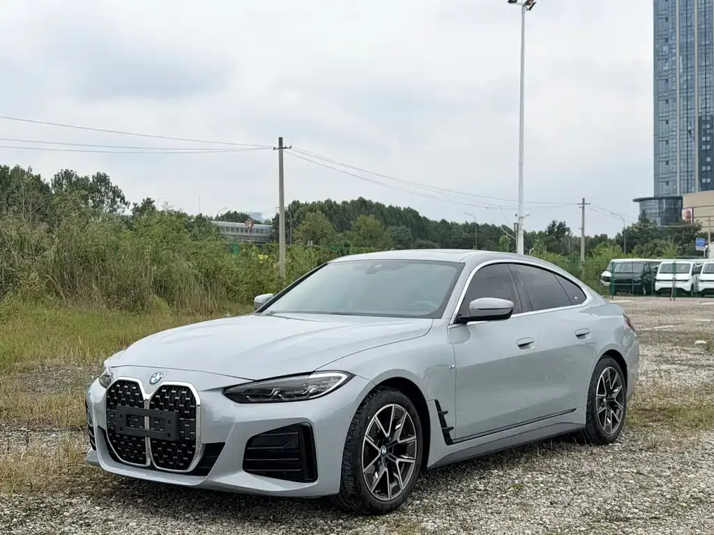 BMW 4 Series — фото 1