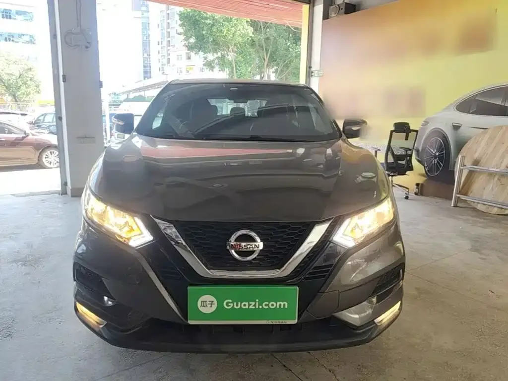 Nissan Qashqai — фото 4