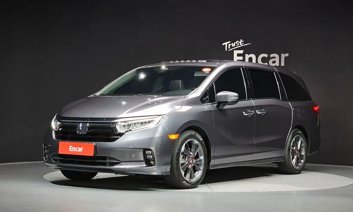 Honda Odyssey — фото 1
