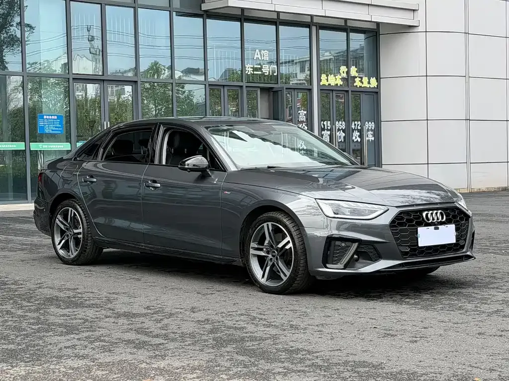 Audi A4L — фото 7