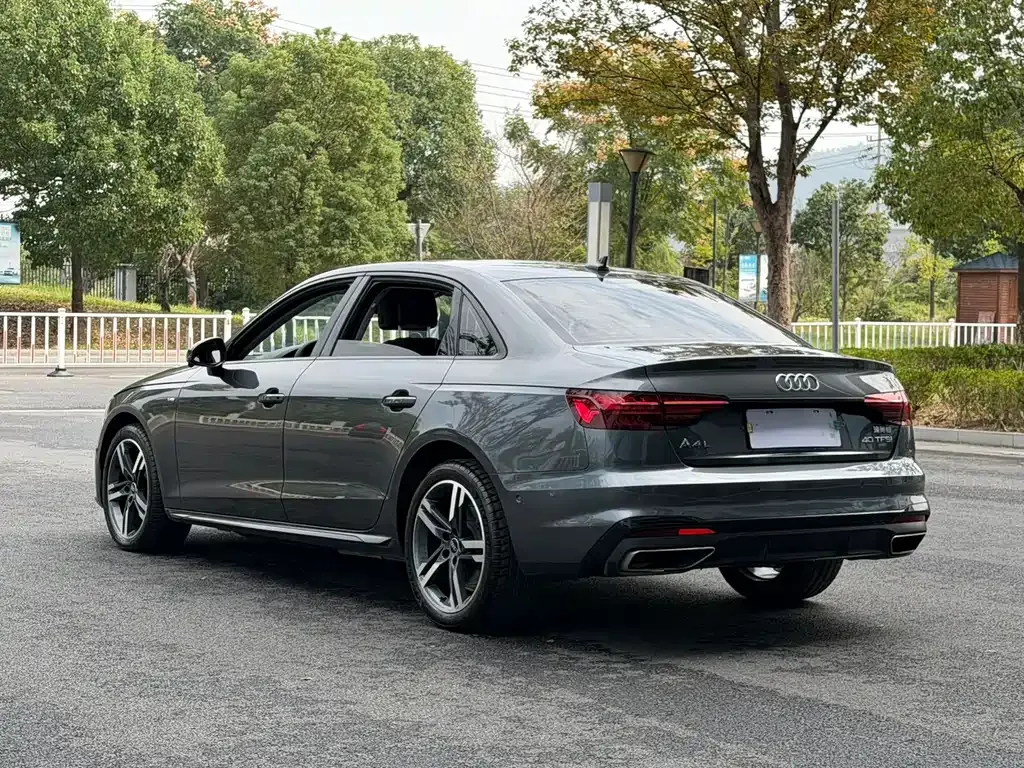 Audi A4L — фото 10