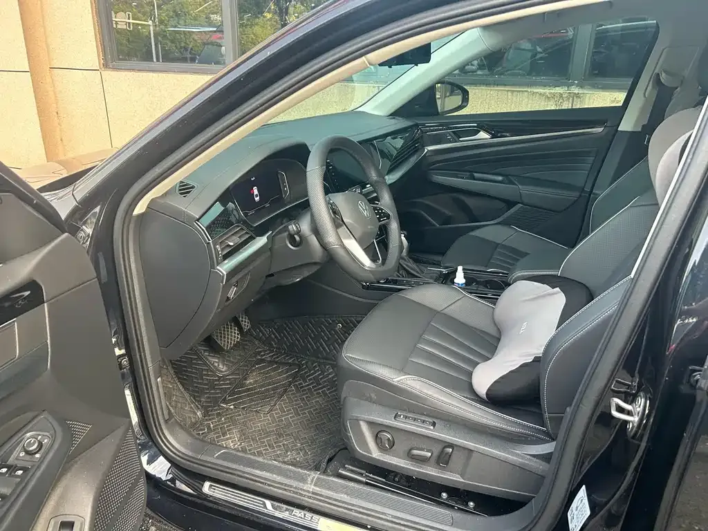 Volkswagen Passat — фото 7