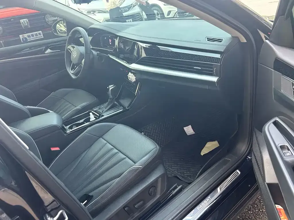 Volkswagen Passat — фото 6