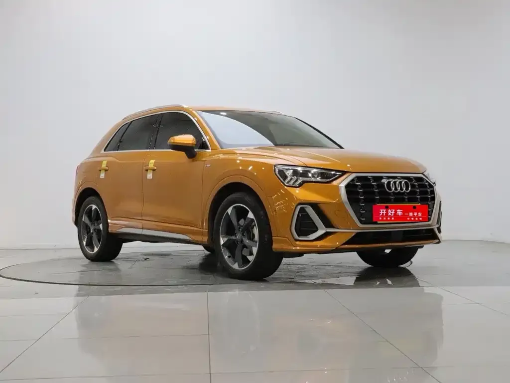 Audi Q3 — фото 9