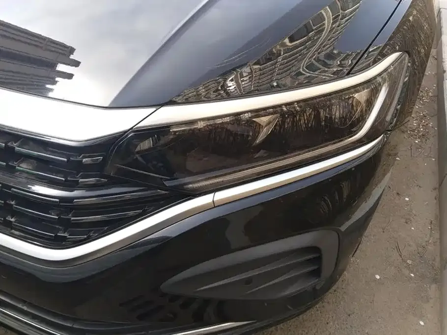 Volkswagen Passat — фото 8