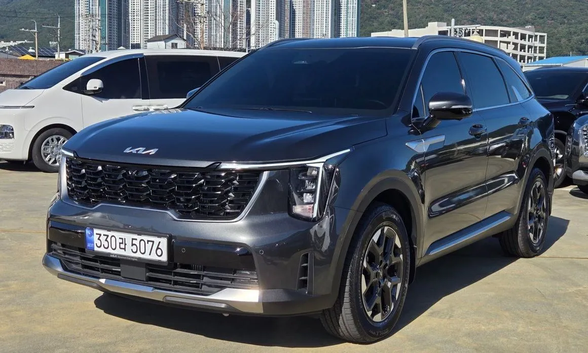 Kia Sorento — фото 1