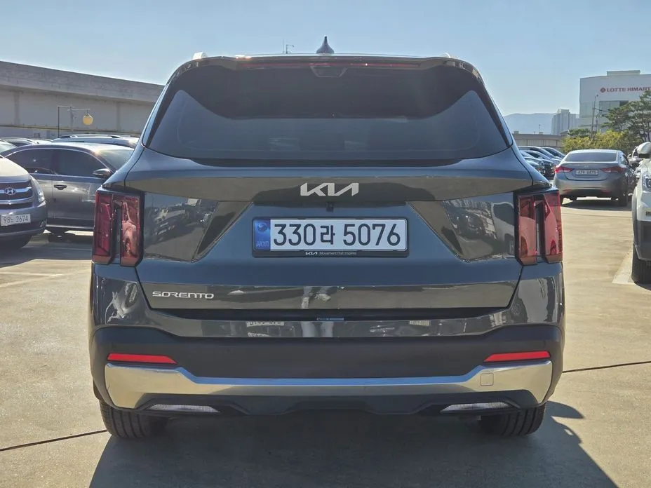 Kia Sorento — фото 4