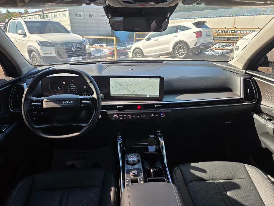 Kia Sorento — фото 9