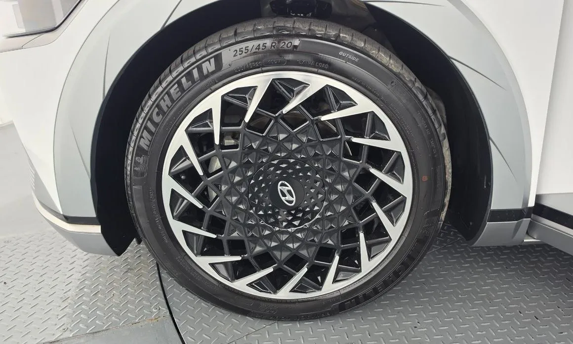 Hyundai Ioniq5 — фото 10