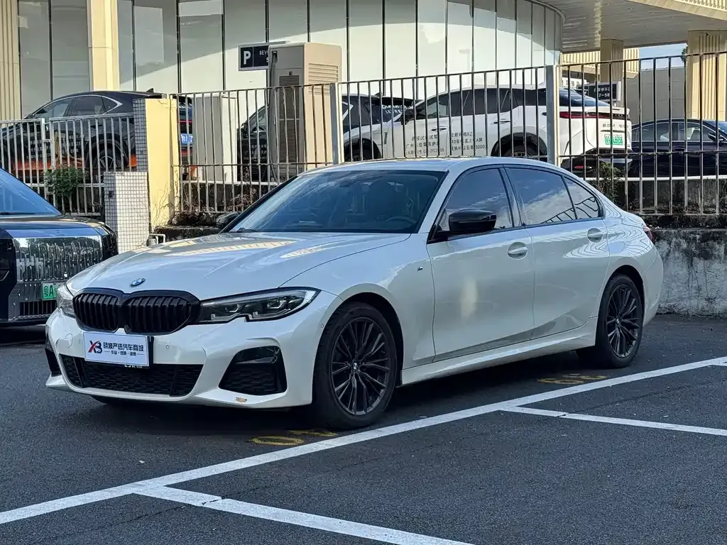 BMW 3 Series — фото 1