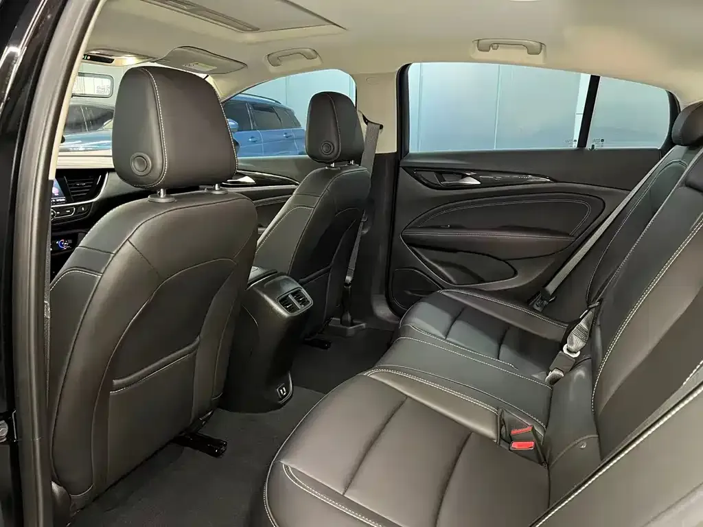 Buick Regal — фото 2