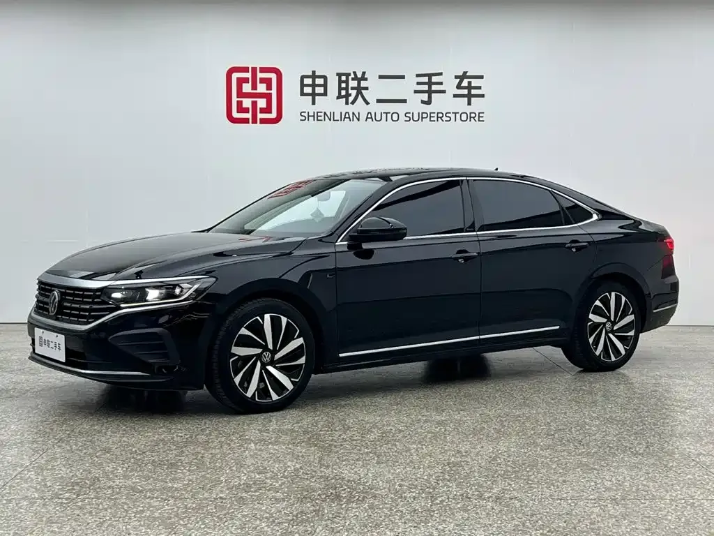 Volkswagen Passat — фото 1