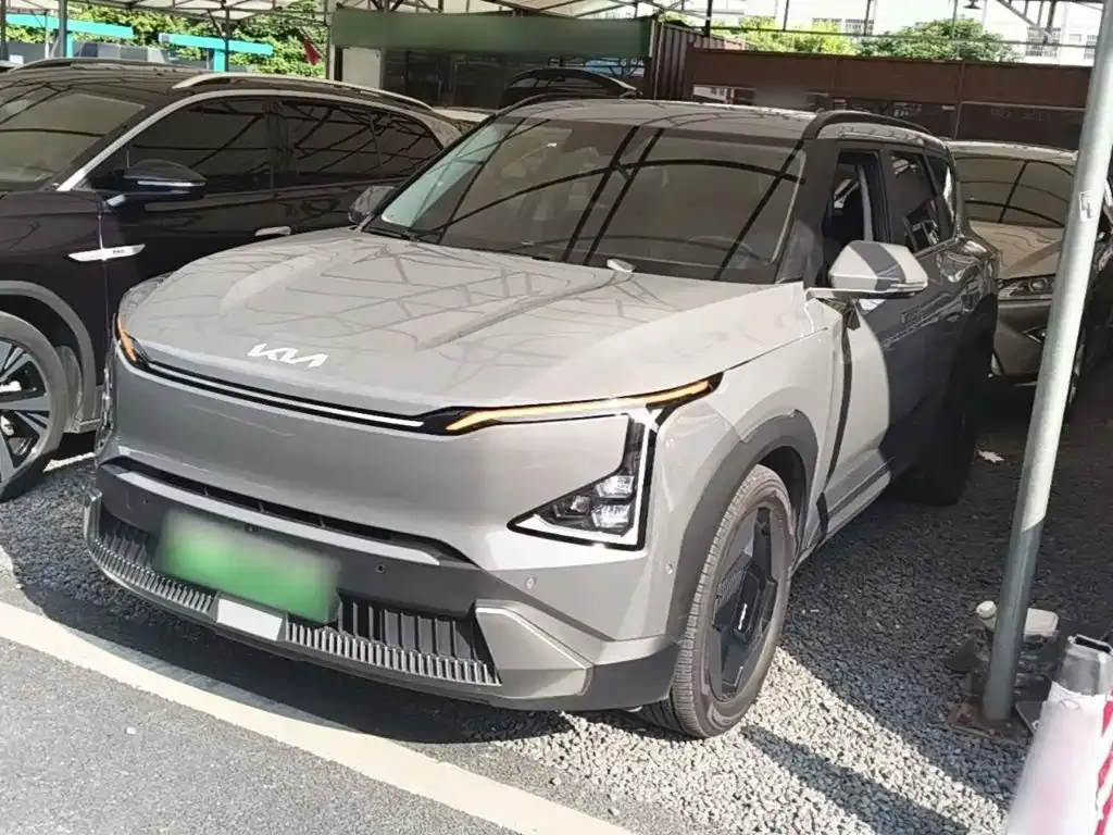 Kia EV5 — фото 1