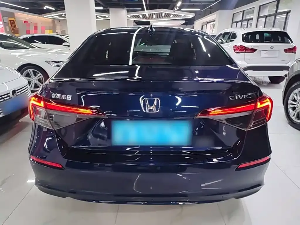 Honda Civic — фото 7