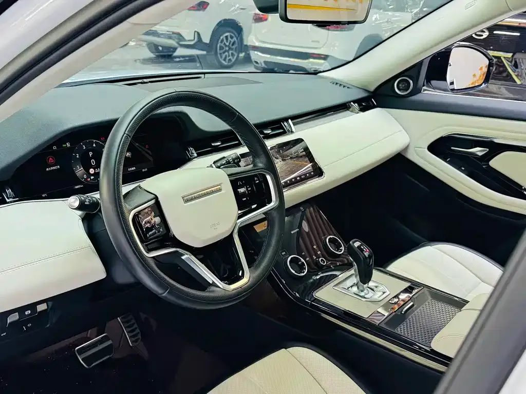 Land Rover Evoque — фото 5