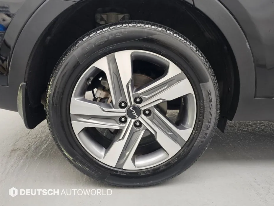 Kia Sorento — фото 6