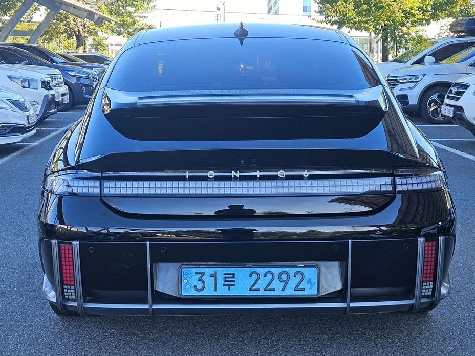 Hyundai Ioniq6 — фото 7