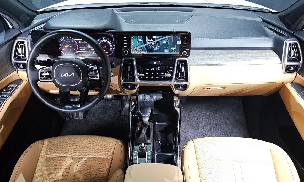 Kia Sorento — фото 9