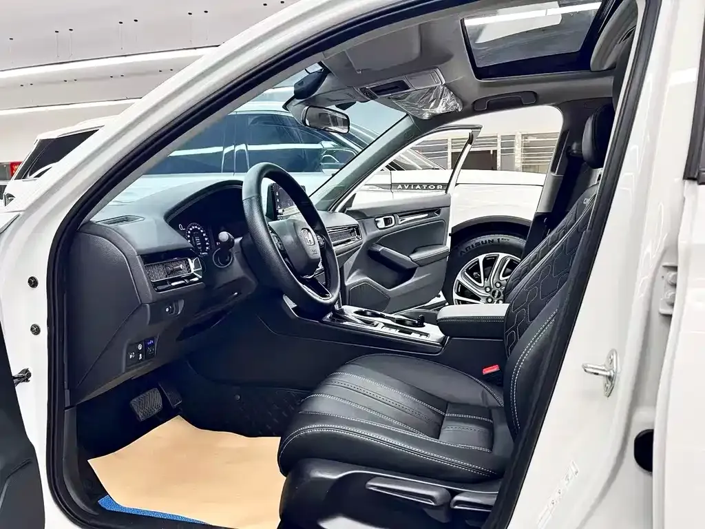 Honda Civic — фото 10