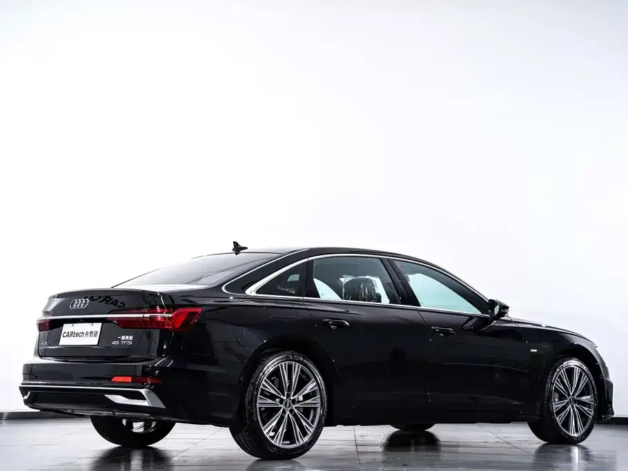 Audi A6L — фото 4