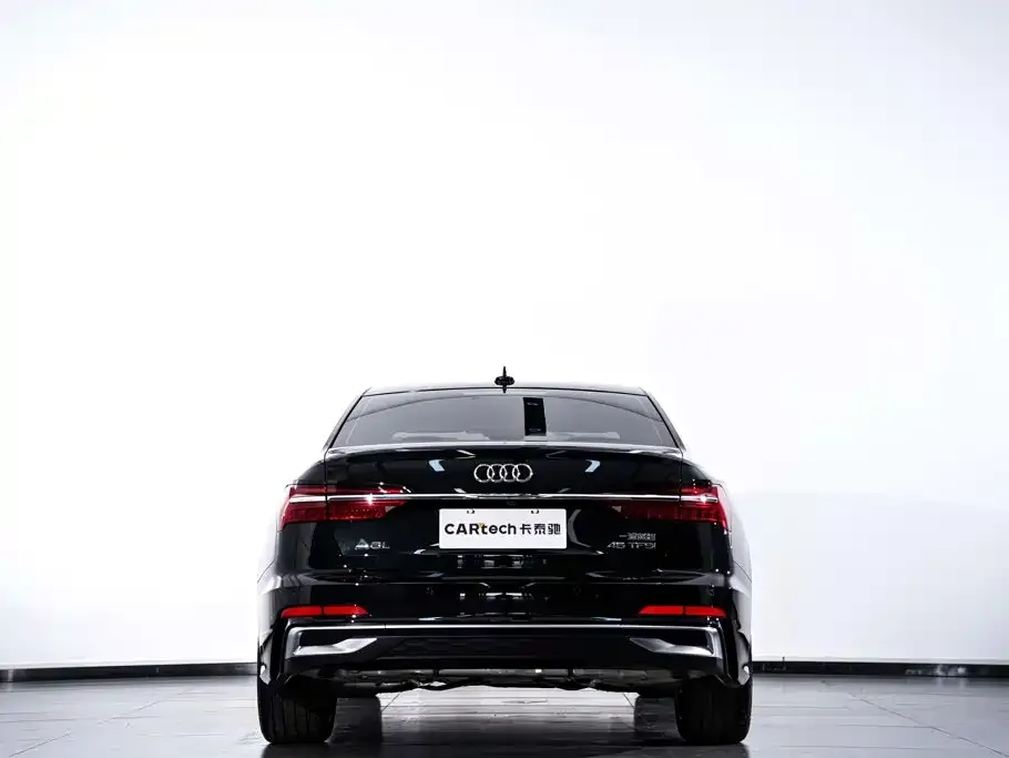 Audi A6L — фото 2