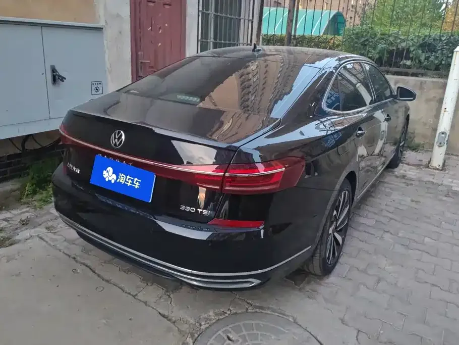 Volkswagen Passat — фото 8