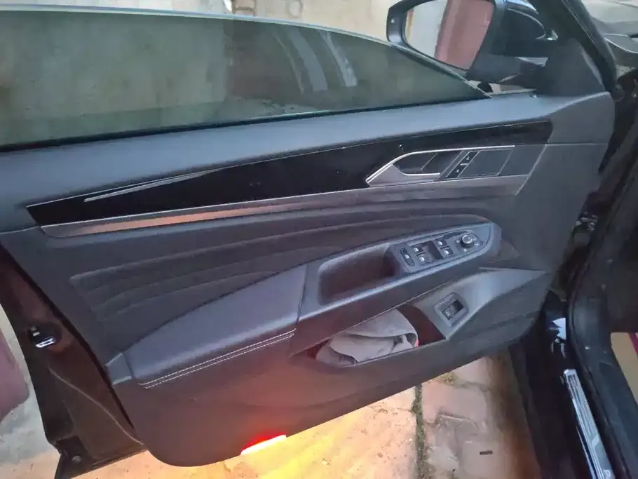 Volkswagen Passat — фото 10