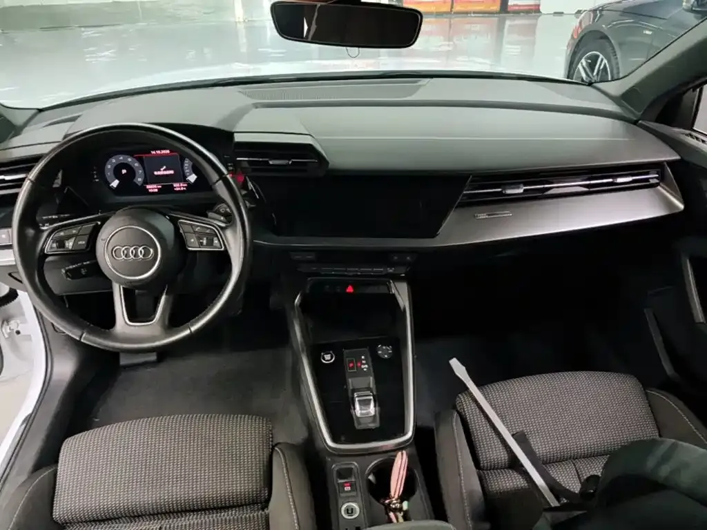 Audi A3 — фото 8