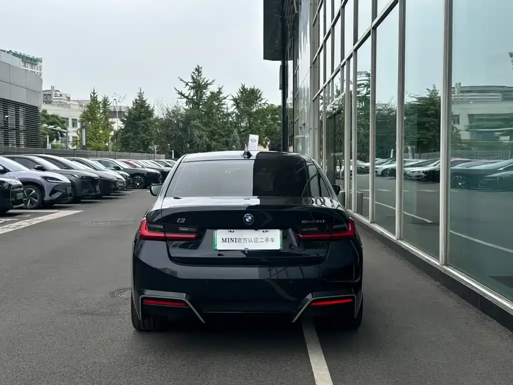 BMW i3 — фото 6