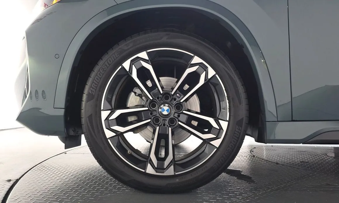BMW X1 — фото 10