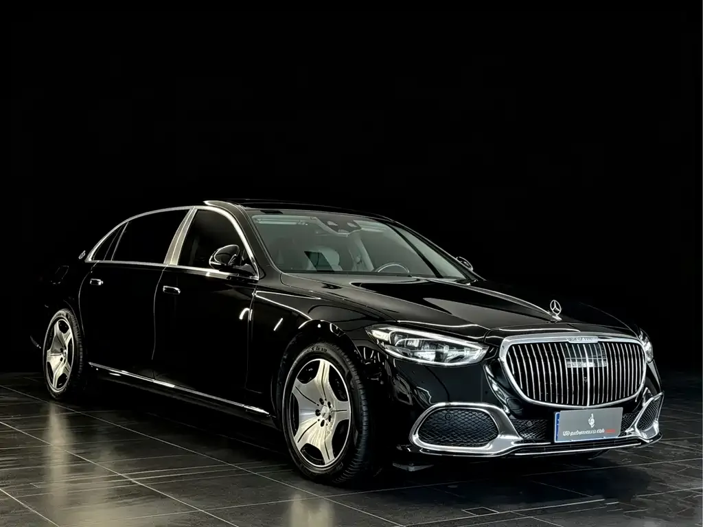 Mercedes-Benz S-Class — фото 1