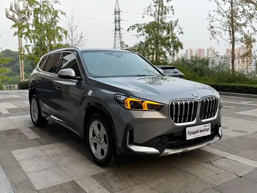 BMW X1 — фото 10